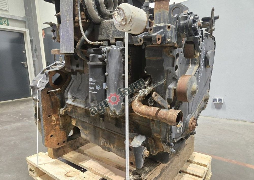 Silnik Case 7120, 7130 Cummins 6T-830 - Motor para Camión: foto 2 Silnik Case 7120, 7130 Cummins 6T-830 - Motor para Camión: foto 2