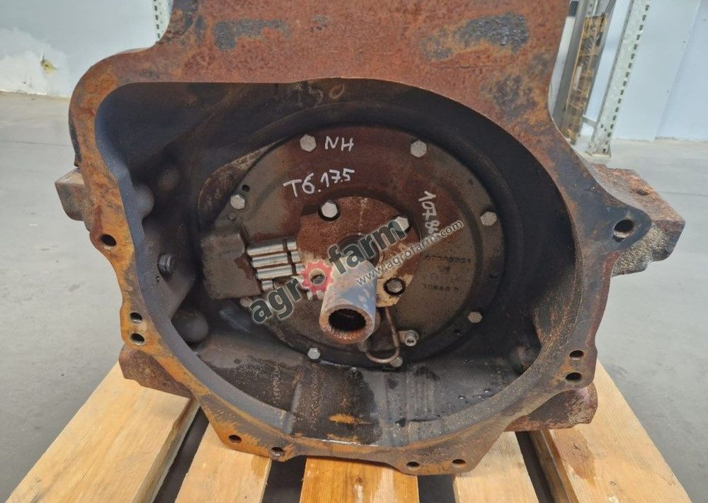 Skrzynia biegów New Holland T6.175 44980087 - Caja de cambios: foto 2 Skrzynia biegów New Holland T6.175 44980087 - Caja de cambios: foto 2