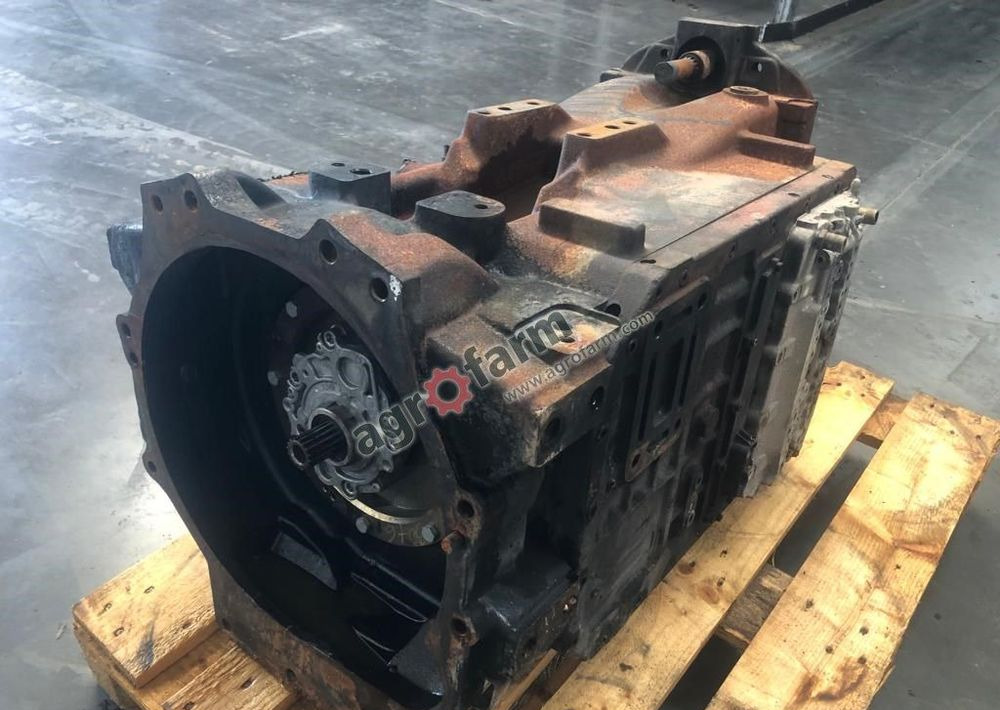 Skrzynia biegów New Holland T6.180 51459874 - Caja de cambios: foto 1 Skrzynia biegów New Holland T6.180 51459874 - Caja de cambios: foto 1