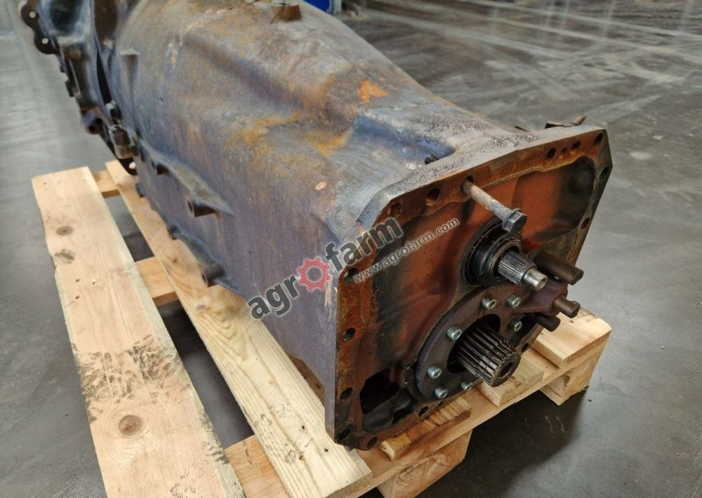 Skrzynia biegów Renault Claas Ares 816 - Caja de cambios: foto 2 Skrzynia biegów Renault Claas Ares 816 - Caja de cambios: foto 2