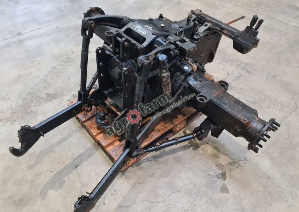 Tylny most New Holland T5040 87700831 - Caja de cambios: foto 2 Tylny most New Holland T5040 87700831 - Caja de cambios: foto 2