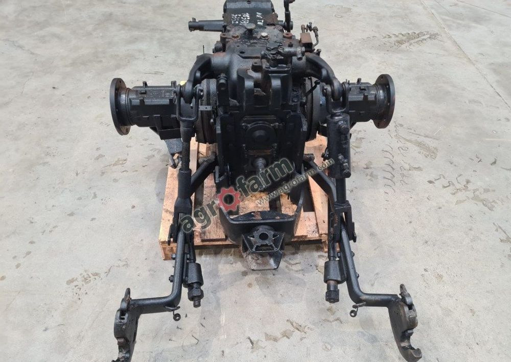 Tylny most New Holland TN70F 44366006 - Caja de cambios: foto 4 Tylny most New Holland TN70F 44366006 - Caja de cambios: foto 4