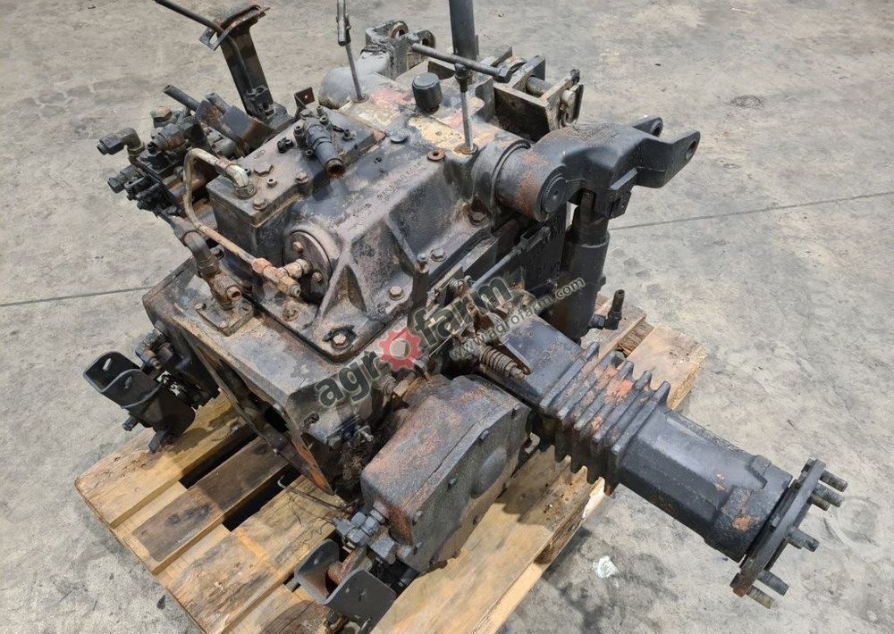 Tylny most Renault Ceres 85 - Caja de cambios: foto 2 Tylny most Renault Ceres 85 - Caja de cambios: foto 2