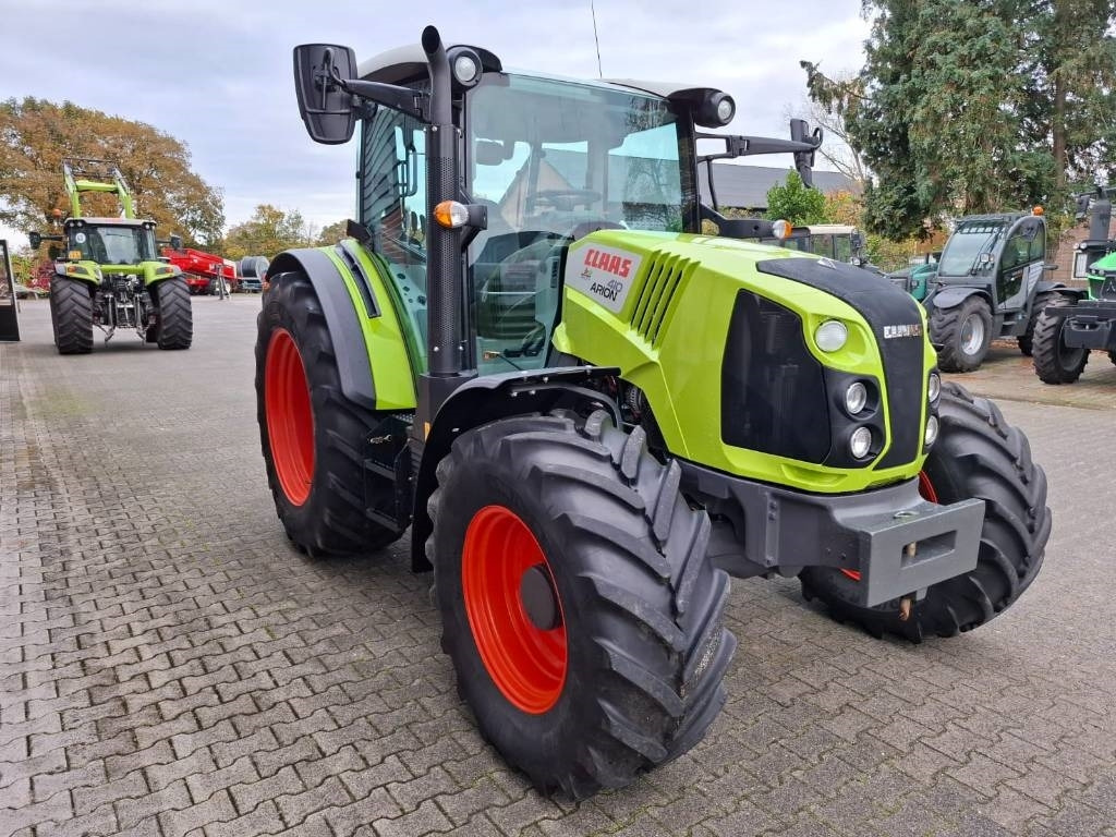 Claas Arion 410 - Tractor: foto 5 Claas Arion 410 - Tractor: foto 5