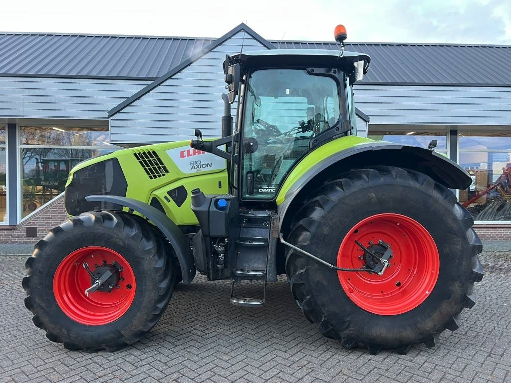 Claas Axion 810 Cmatic - Tractor: foto 2 Claas Axion 810 Cmatic - Tractor: foto 2