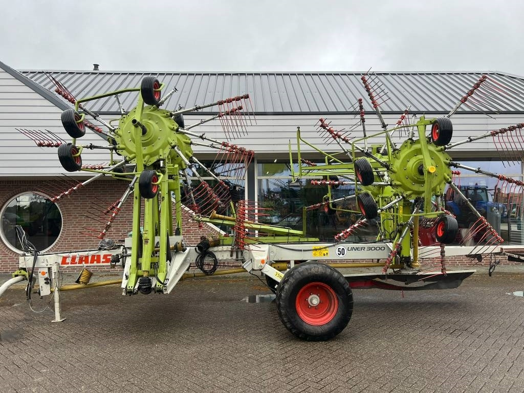 Claas Liner 3000 - Henificadora: foto 2 Claas Liner 3000 - Henificadora: foto 2