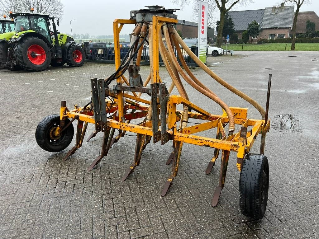 Hekamp 11 tand bouwland bemester - Esparcidor de estiércol: foto 3 Hekamp 11 tand bouwland bemester - Esparcidor de estiércol: foto 3