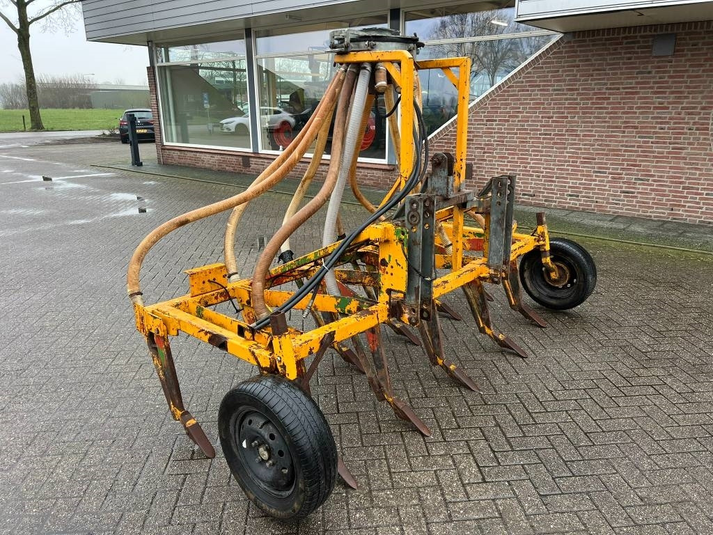 Hekamp 11 tand bouwland bemester - Esparcidor de estiércol: foto 2 Hekamp 11 tand bouwland bemester - Esparcidor de estiércol: foto 2