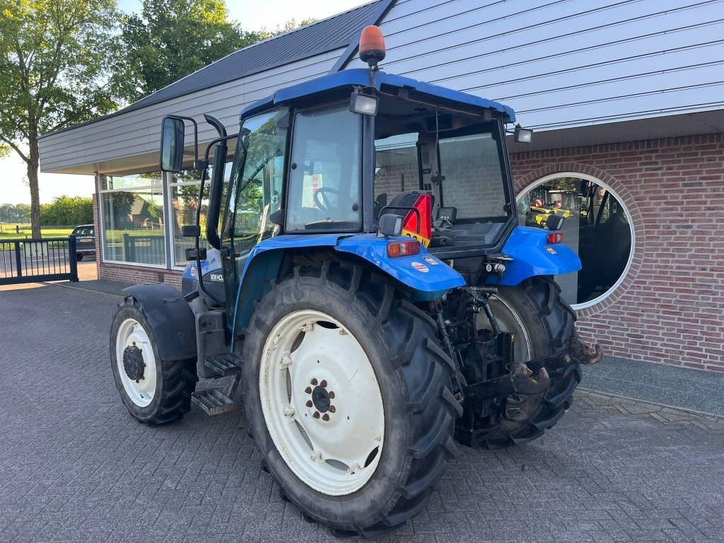 New Holland TL 90  - Tractor: foto 3 New Holland TL 90  - Tractor: foto 3