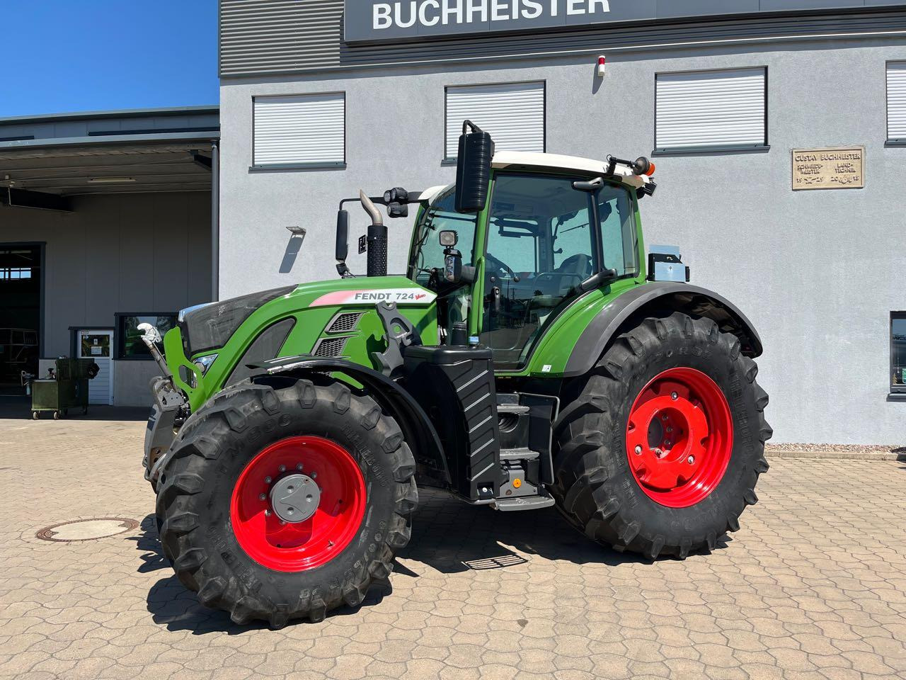 Fendt 724 Vario S4 - Tractor: foto 1 Fendt 724 Vario S4 - Tractor: foto 1