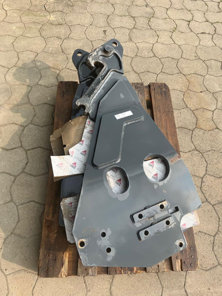 Stoll Anbaukonsolen Frontlader - Implemento: foto 3 Stoll Anbaukonsolen Frontlader - Implemento: foto 3