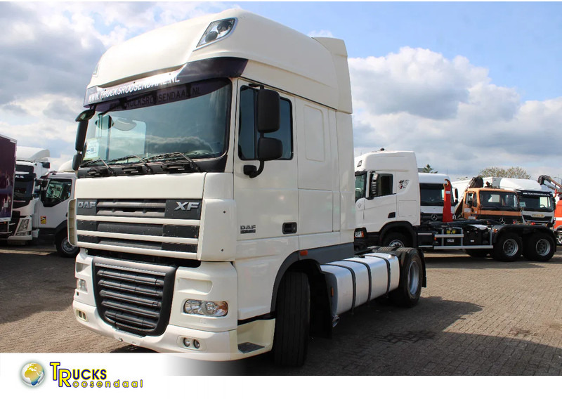 DAF XF 105.460 + EURO 5 + - Cabeza tractora: foto 1 DAF XF 105.460 + EURO 5 + - Cabeza tractora: foto 1