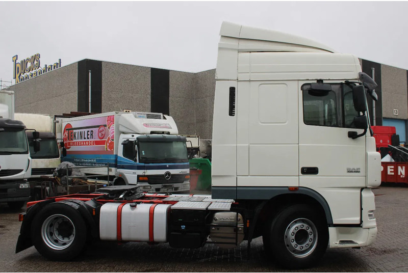 DAF XF 105.460 + EURO 5 + RETARDER - Cabeza tractora: foto 4 DAF XF 105.460 + EURO 5 + RETARDER - Cabeza tractora: foto 4
