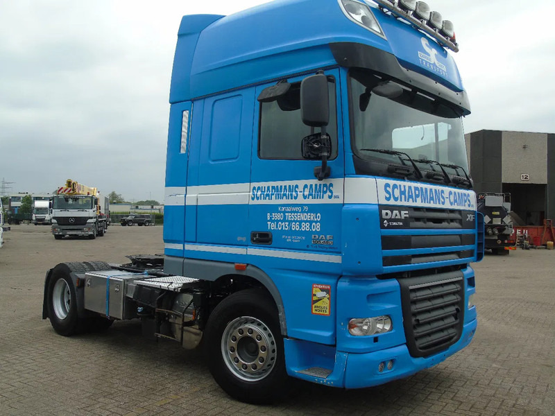 DAF XF 105.460 + EURO 5 + SSC - Cabeza tractora: foto 4 DAF XF 105.460 + EURO 5 + SSC - Cabeza tractora: foto 4