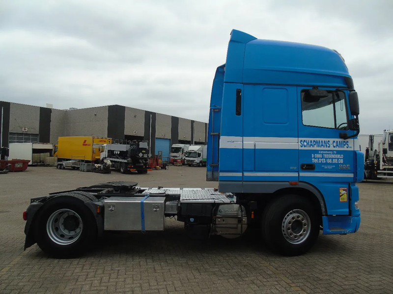 DAF XF 105.460 + EURO 5 + SSC - Cabeza tractora: foto 3 DAF XF 105.460 + EURO 5 + SSC - Cabeza tractora: foto 3