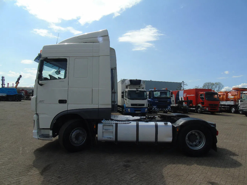DAF XF 460 + 302KM + PTO + EURO 6 - Cabeza tractora: foto 4 DAF XF 460 + 302KM + PTO + EURO 6 - Cabeza tractora: foto 4
