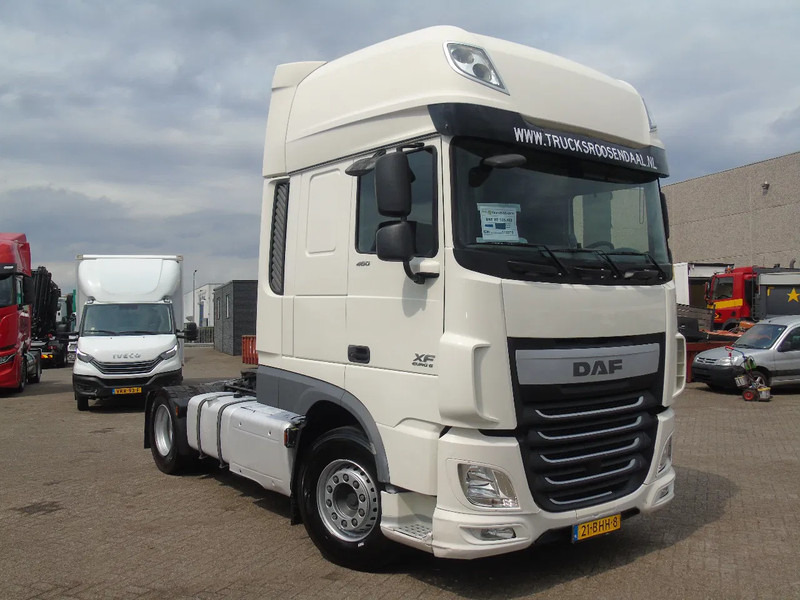 DAF XF 460 + euro 6 - Cabeza tractora: foto 2 DAF XF 460 + euro 6 - Cabeza tractora: foto 2