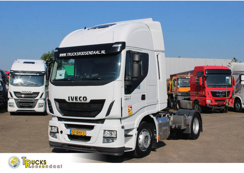 Iveco Stralis 420 + EURO 6 - Cabeza tractora: foto 1 Iveco Stralis 420 + EURO 6 - Cabeza tractora: foto 1