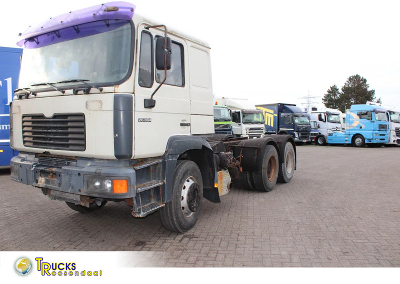 MAN F 26.364 + 6X4 + BIG AXLE + EURO 2 + MANUAL - Cabeza tractora: foto 1 MAN F 26.364 + 6X4 + BIG AXLE + EURO 2 + MANUAL - Cabeza tractora: foto 1
