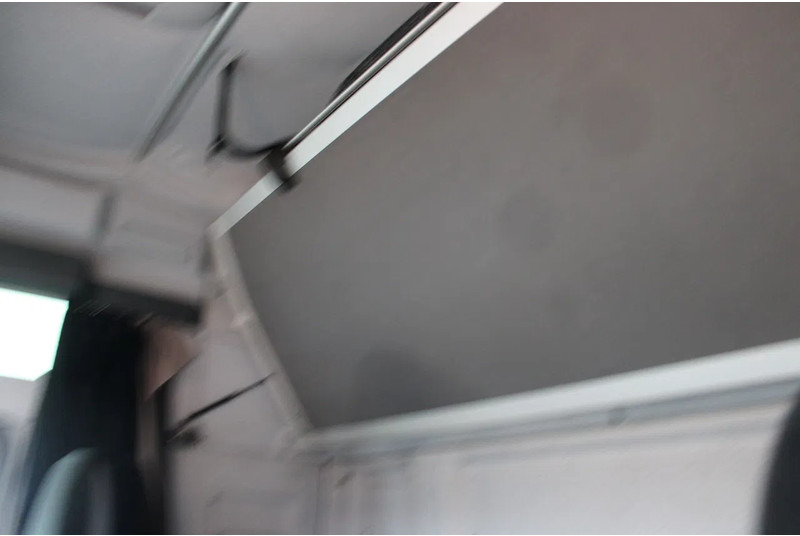 Cabeza tractora MAN TGX 18.440 + euro 6 + double tank + spoiler: foto 19