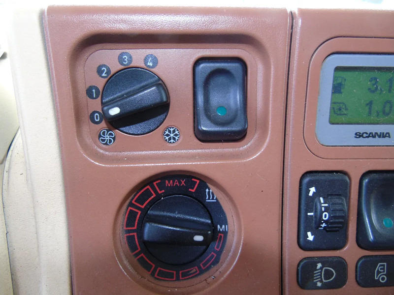 Cabeza tractora Scania R124-420 + PERFECT SHOWMODEL: foto 11