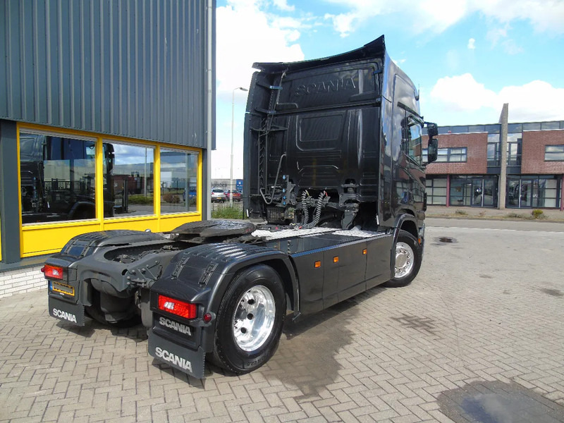 Scania R450 + RETARDER + FULL OPTION + EURO 6 - Cabeza tractora: foto 5 Scania R450 + RETARDER + FULL OPTION + EURO 6 - Cabeza tractora: foto 5