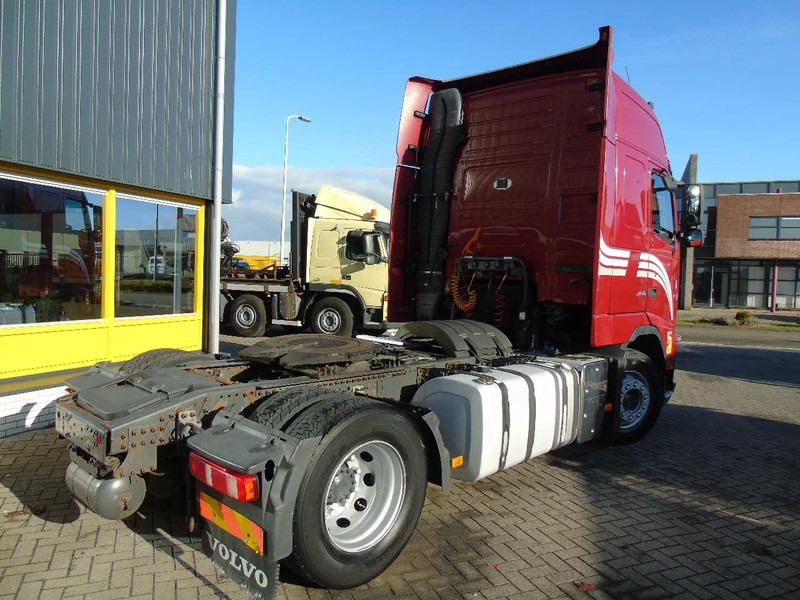 Volvo FH 420 + XL CABINE + EURO 5+ MANUAL - Cabeza tractora: foto 3 Volvo FH 420 + XL CABINE + EURO 5+ MANUAL - Cabeza tractora: foto 3