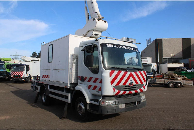 Renault Midlum 220 + manual + 16 meter - Camión: foto 5 Renault Midlum 220 + manual + 16 meter - Camión: foto 5