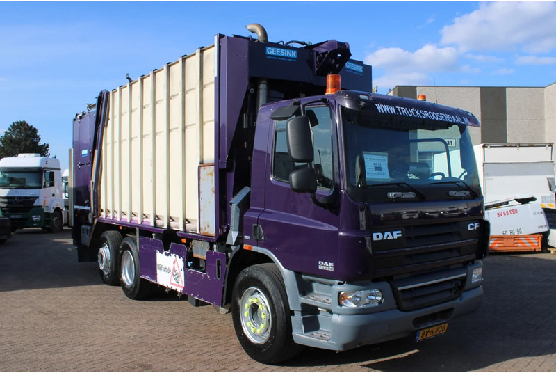 DAF CF 75 .250 + euro 5 + 6X2 - Camión de basura: foto 3 DAF CF 75 .250 + euro 5 + 6X2 - Camión de basura: foto 3