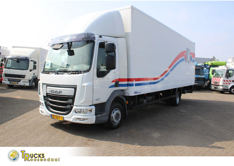 DAF LF 210 + euro 6 + lift - Camión caja cerrada: foto 1 DAF LF 210 + euro 6 + lift - Camión caja cerrada: foto 1