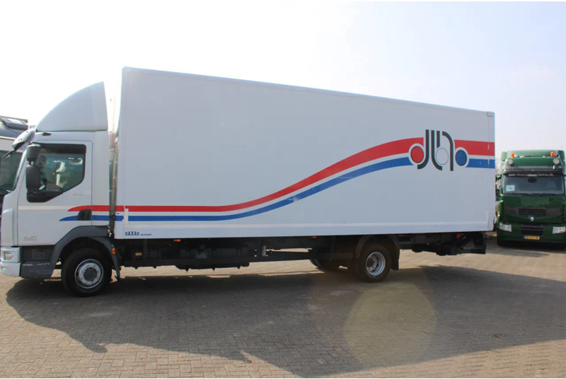 DAF LF 210 + euro 6 + lift - Camión caja cerrada: foto 3 DAF LF 210 + euro 6 + lift - Camión caja cerrada: foto 3