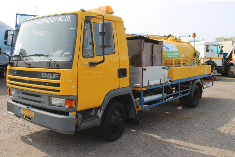 DAF LF 45.130 + RON 4.000LITER - Limpieza de alcantarillado: foto 2 DAF LF 45.130 + RON 4.000LITER - Limpieza de alcantarillado: foto 2