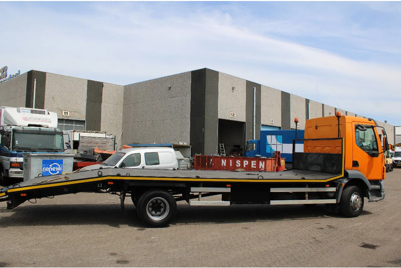 DAF LF 55.220 + HYDROLIC RAMPS + MANUAL - Camión portavehículos: foto 5 DAF LF 55.220 + HYDROLIC RAMPS + MANUAL - Camión portavehículos: foto 5