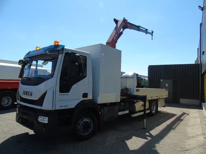 Iveco Eurocargo 160E25 + HMF 1210K-RC + EURO 6 - Camión grúa: foto 3 Iveco Eurocargo 160E25 + HMF 1210K-RC + EURO 6 - Camión grúa: foto 3