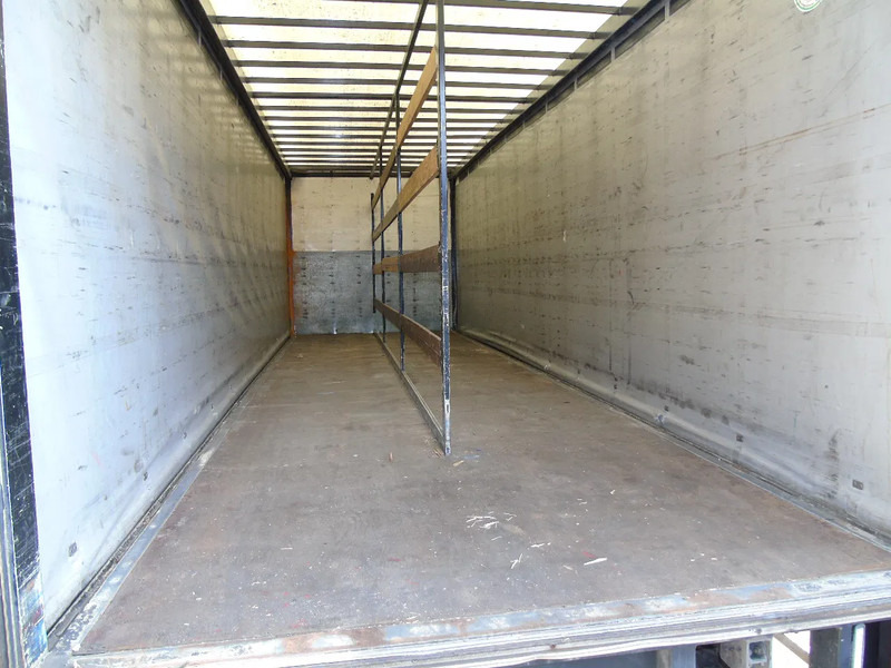 Iveco Stralis 260S36 + EURO 5 + 6X2 + 26T - Camión lona: foto 5 Iveco Stralis 260S36 + EURO 5 + 6X2 + 26T - Camión lona: foto 5
