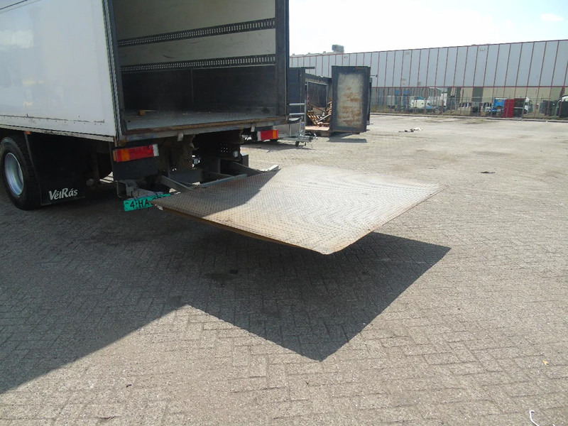 Camión frigorífico Iveco Stralis 360 + THERMO KING T600R + EURO 6 + 3T LIFT: foto 6