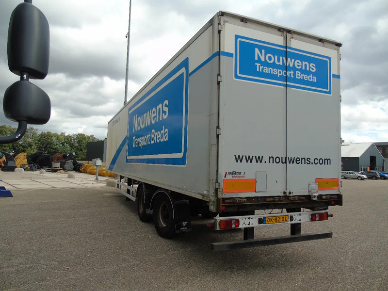 LAG 2x axle + 2.65 height - Semirremolque caja cerrada: foto 5 LAG 2x axle + 2.65 height - Semirremolque caja cerrada: foto 5