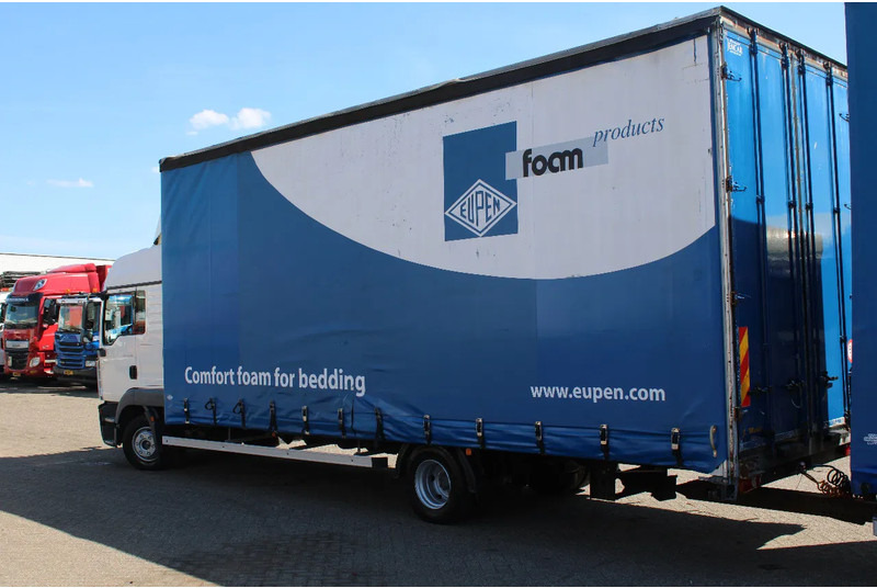 MAN TGL 8.210 + TRAILER + SLEEPCAB COMBI - Camión lona: foto 3 MAN TGL 8.210 + TRAILER + SLEEPCAB COMBI - Camión lona: foto 3