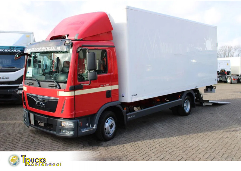 MAN TGL 8.220 + MANUAL - Camión frigorífico: foto 1 MAN TGL 8.220 + MANUAL - Camión frigorífico: foto 1