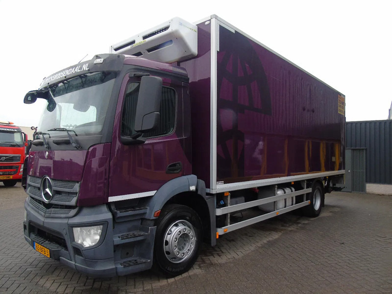 Mercedes-Benz Antos 1924 + EURO 6 + LIFT + KONVEKTA ELECTRIC SOLAR - Camión frigorífico: foto 2 Mercedes-Benz Antos 1924 + EURO 6 + LIFT + KONVEKTA ELECTRIC SOLAR - Camión frigorífico: foto 2