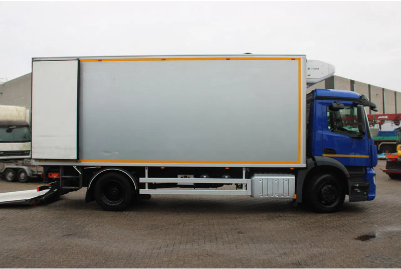 Mercedes-Benz Antos reserved ! 1934 + chereau + ATP + thermo king t800 + euro 6 + LIFT - Camión frigorífico: foto 3 Mercedes-Benz Antos reserved ! 1934 + chereau + ATP + thermo king t800 + euro 6 + LIFT - Camión frigorífico: foto 3