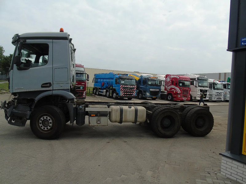 Mercedes-Benz Arocs 2640 + 6x4 + functional / engine good + EURO 6 + Drivabale - Camión chasis: foto 4 Mercedes-Benz Arocs 2640 + 6x4 + functional / engine good + EURO 6 + Drivabale - Camión chasis: foto 4