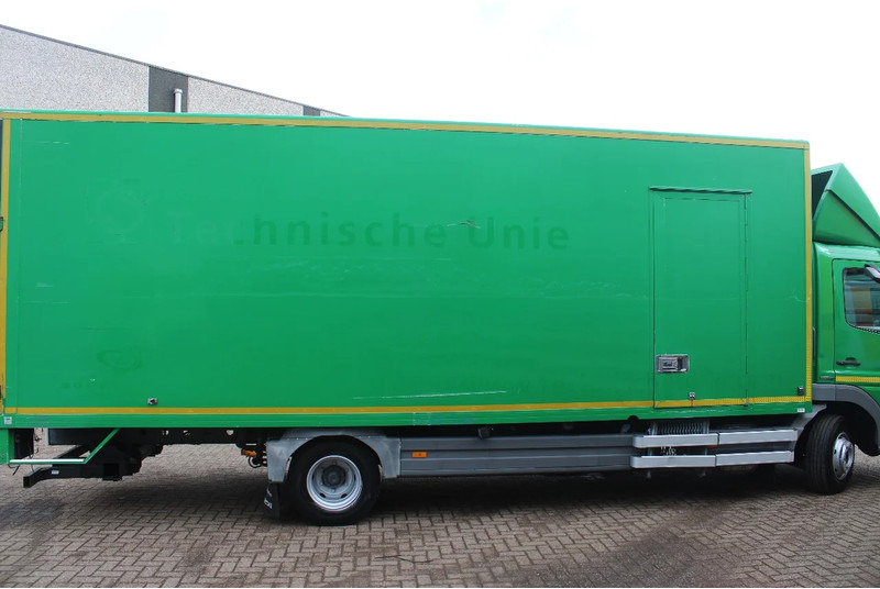 Mercedes-Benz Atego 1018 + EURO 5 - Camión caja cerrada: foto 2 Mercedes-Benz Atego 1018 + EURO 5 - Camión caja cerrada: foto 2