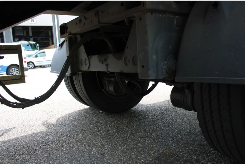 Semirremolque frigorífico Pacton 1x SAF + frigo + lift: foto 11 Semirremolque frigorífico Pacton 1x SAF + frigo + lift: foto 11