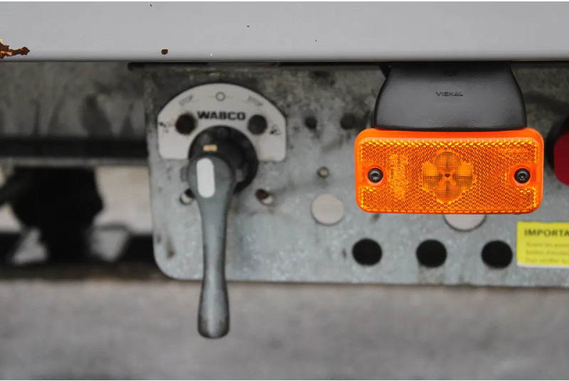 Remolque plataforma/ Caja abierta Samro 2 axle: foto 18 Remolque plataforma/ Caja abierta Samro 2 axle: foto 18