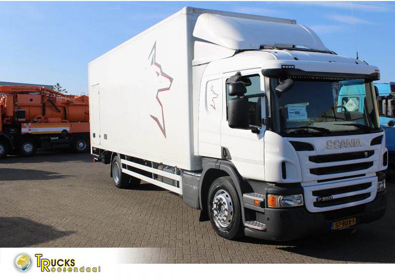 Scania P250 + lift + euro 6 - Camión caja cerrada: foto 1 Scania P250 + lift + euro 6 - Camión caja cerrada: foto 1