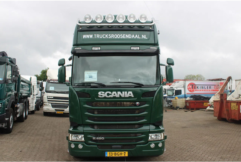 Scania R490 + 6X2 + EURO 6 + heating truck/ flowers FULL OPTION - Camión frigorífico: foto 2 Scania R490 + 6X2 + EURO 6 + heating truck/ flowers FULL OPTION - Camión frigorífico: foto 2