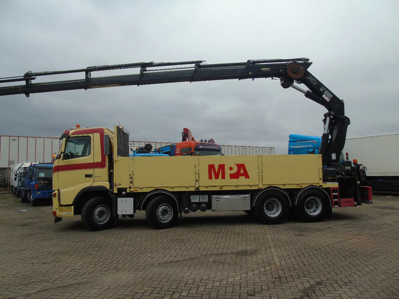 Volvo FH 440 + HIAB 422 E-7 + 8X4 + PERFECT CONDITION - Camión grúa: foto 2 Volvo FH 440 + HIAB 422 E-7 + 8X4 + PERFECT CONDITION - Camión grúa: foto 2