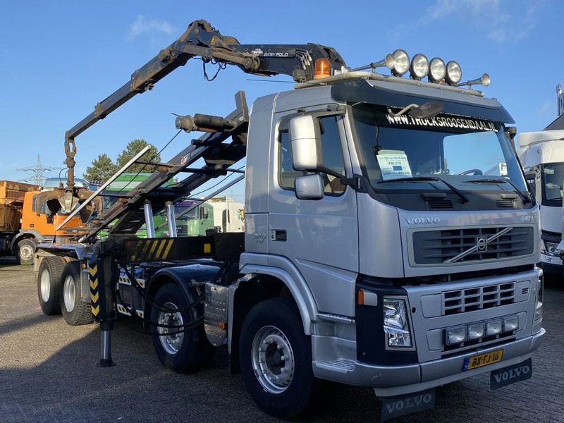 Volvo FM 370 + Euro 5 + Palfinger Z-Q170 Crane + 30ton NCH lift + Container system + hoogsta - Camión grúa: foto 3 Volvo FM 370 + Euro 5 + Palfinger Z-Q170 Crane + 30ton NCH lift + Container system + hoogsta - Camión grúa: foto 3