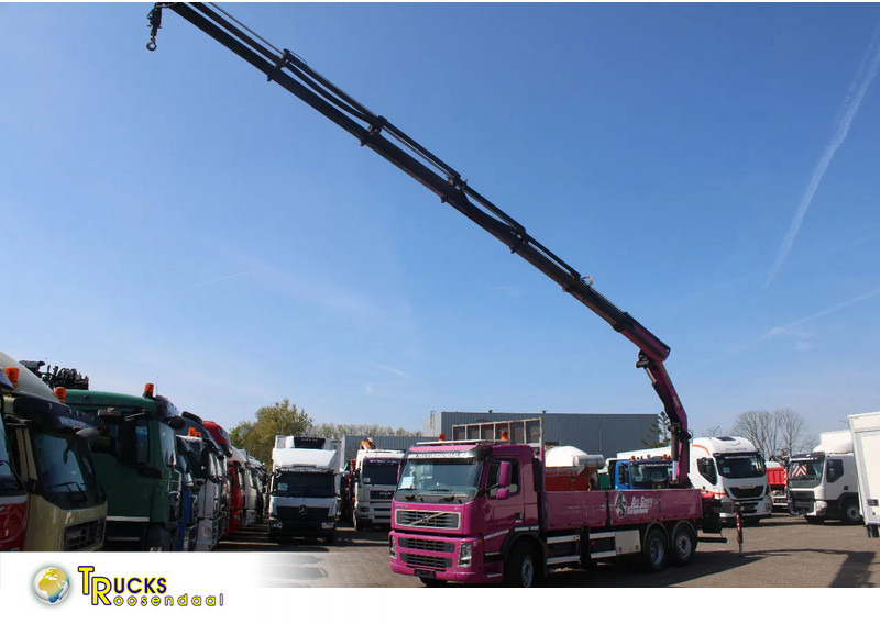 Volvo FM 370 + PALFINGER 23002 /6EXT + REMOTE + 6X2 STEERING - Camión grúa: foto 1 Volvo FM 370 + PALFINGER 23002 /6EXT + REMOTE + 6X2 STEERING - Camión grúa: foto 1